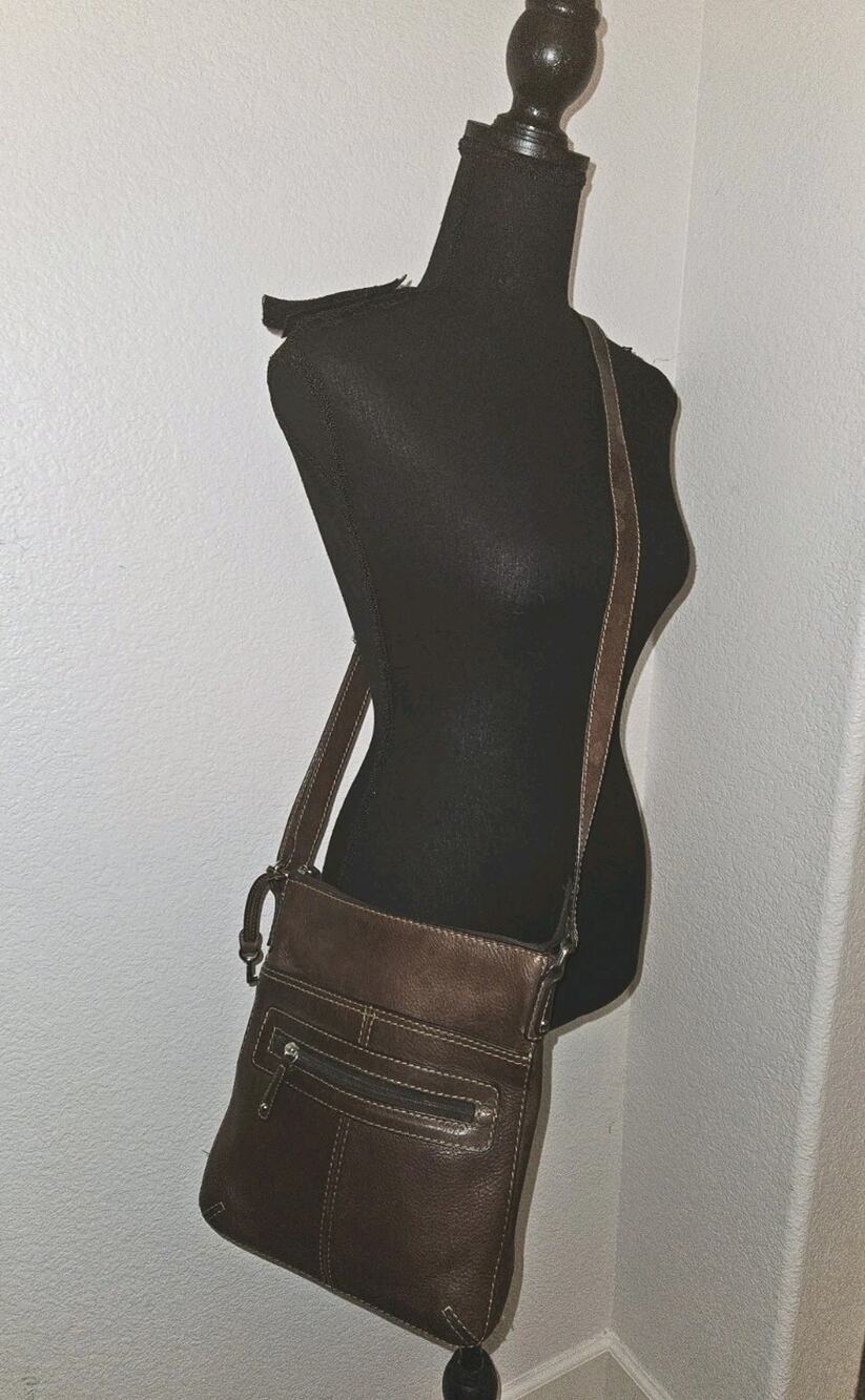 Fossil Brown Leather Morgan Traveler Small Crossbody Bag 10x11x2